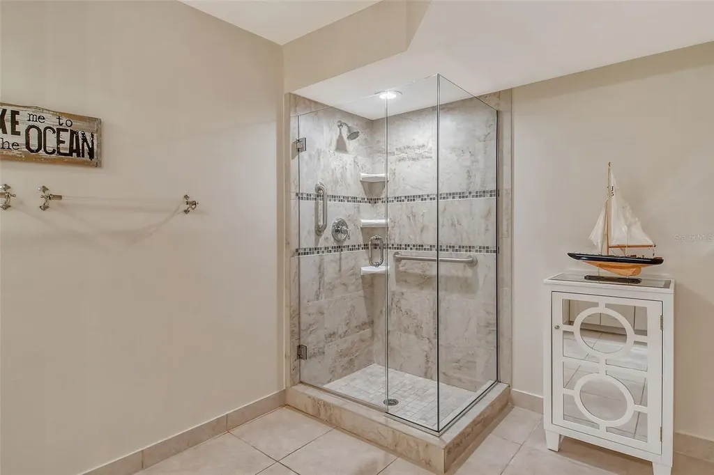 2383 Harbour Oaks Drive Longboat Key FL 34228