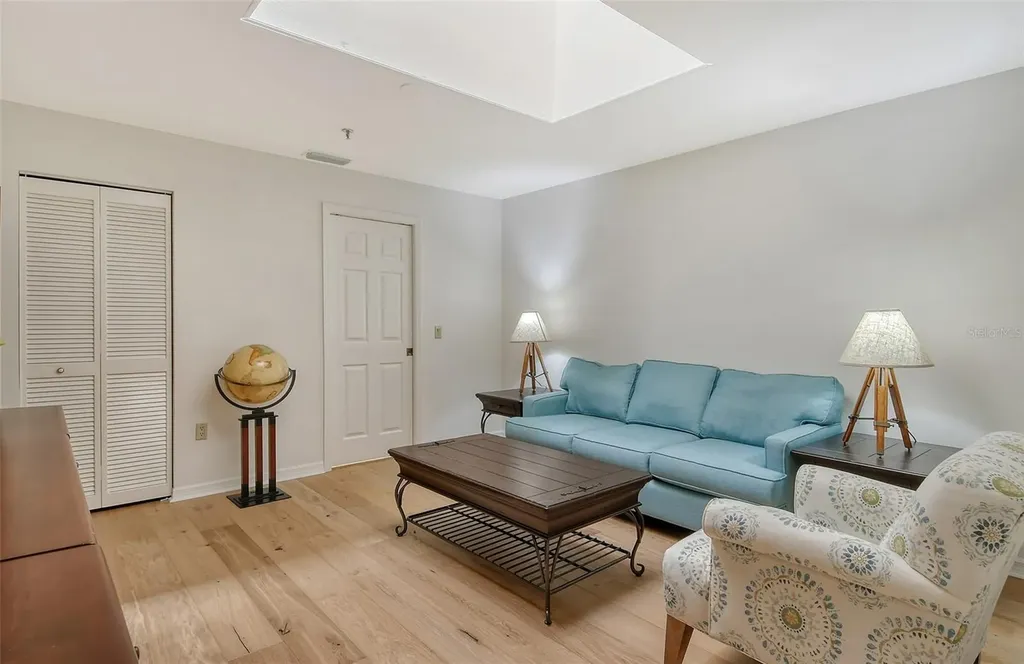 2383 Harbour Oaks Drive Longboat Key FL 34228