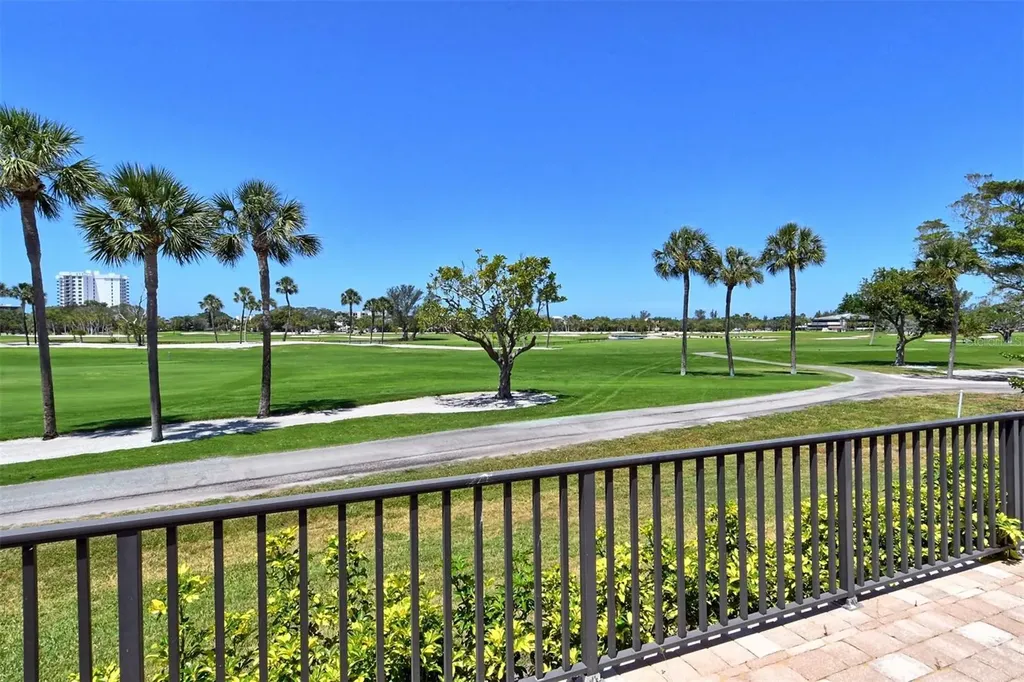 2383 Harbour Oaks Drive Longboat Key FL 34228