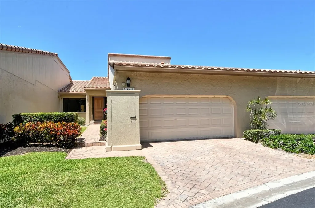 2383 Harbour Oaks Drive Longboat Key FL 34228