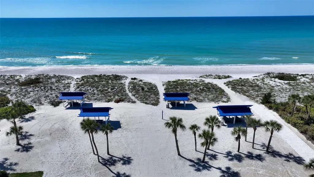 2383 Harbour Oaks Drive Longboat Key FL 34228