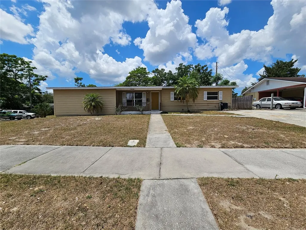 1902 Leisure Drive Orlando FL 32808