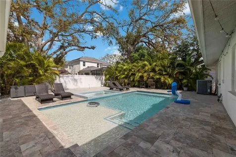 1865 Orchid Street Sarasota FL 34239