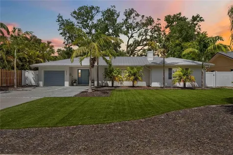 1865 Orchid Street Sarasota FL 34239