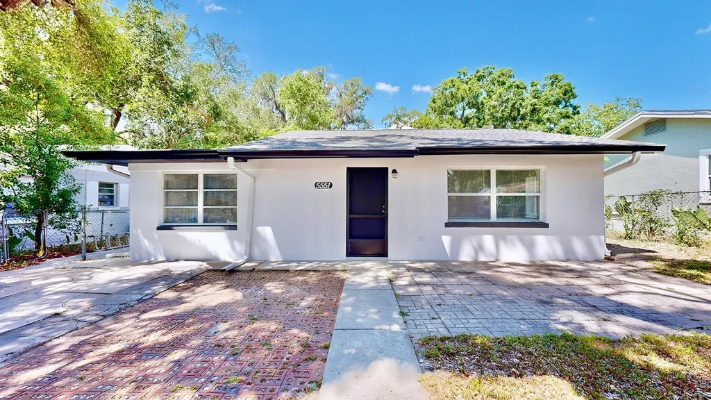 5551 9th Street Zephyrhills FL 33542