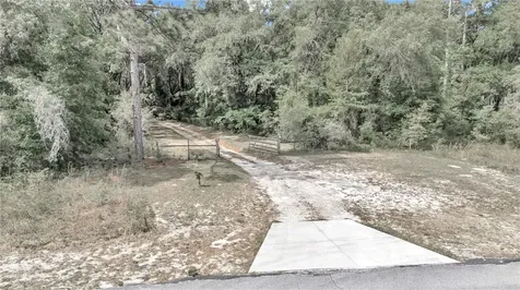 24320 SW Shorewood Drive N Dunnellon FL 34431