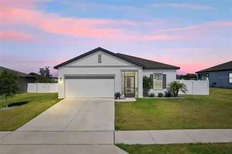 16379 Winding Blossom Drive Groveland FL 34736