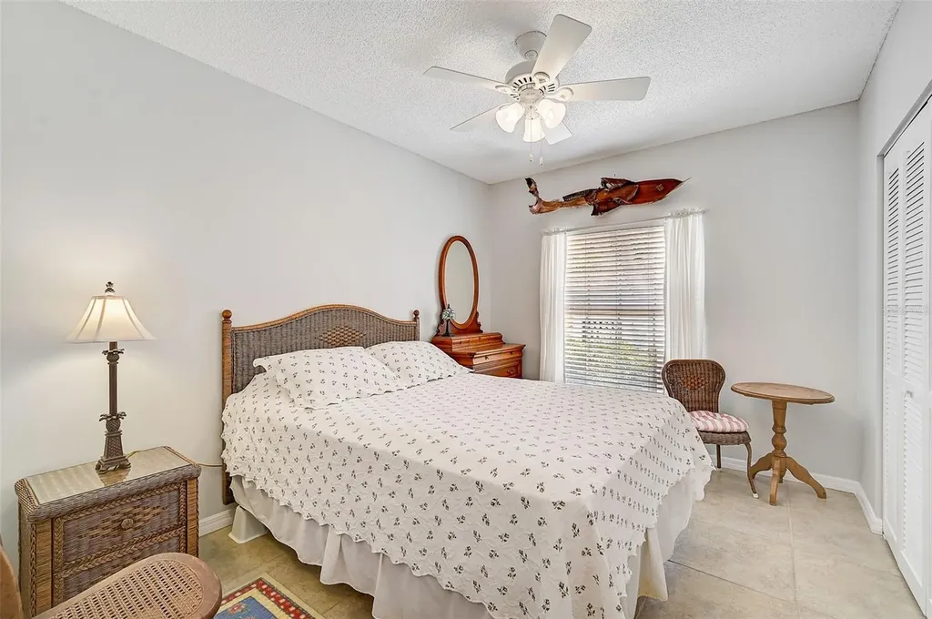 4215 Caddie Drive E Bradenton FL 34203