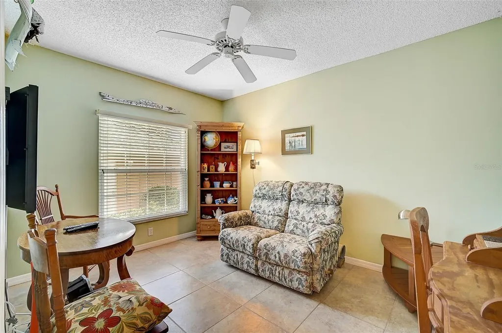 4215 Caddie Drive E Bradenton FL 34203