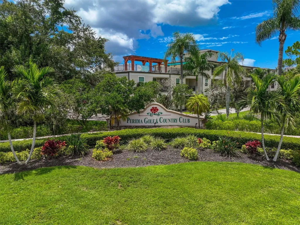 4215 Caddie Drive E Bradenton FL 34203
