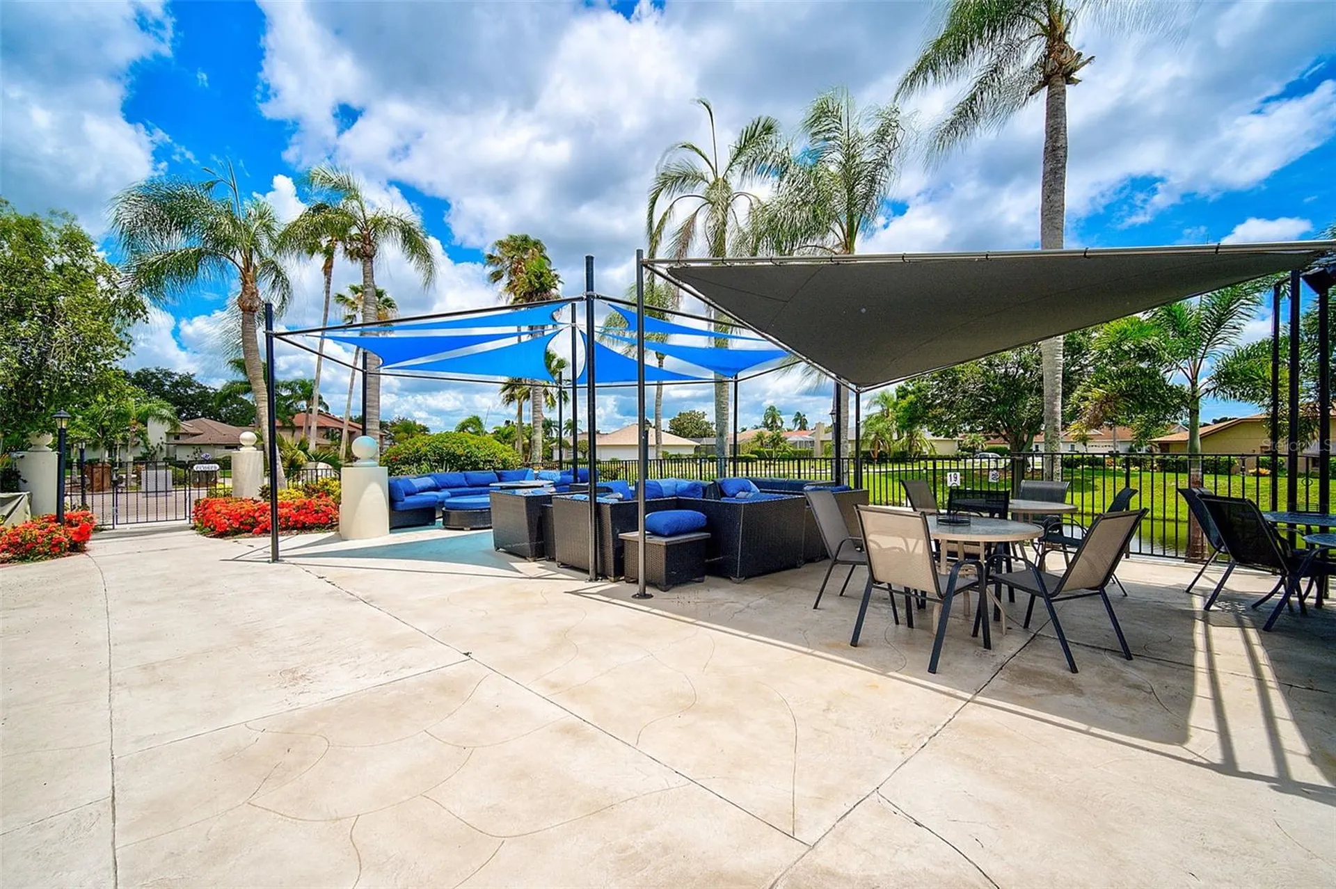 4215 Caddie Drive E Bradenton FL 34203