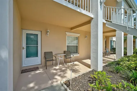 4215 Caddie Drive E Bradenton FL 34203