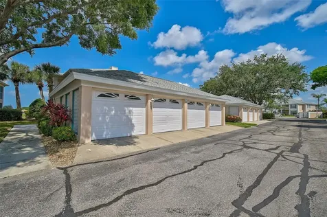 4215 Caddie Drive E Bradenton FL 34203