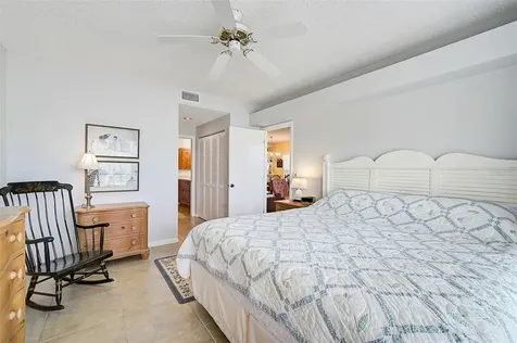 4215 Caddie Drive E Bradenton FL 34203