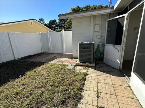 6073 60th Street N St Petersburg FL 33709