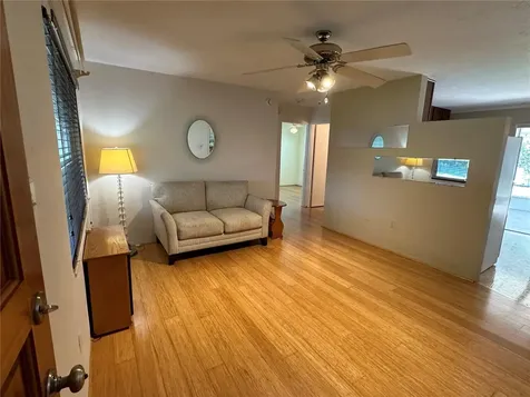 6073 60th Street N St Petersburg FL 33709