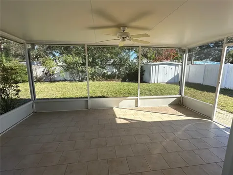 6073 60th Street N St Petersburg FL 33709