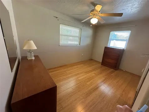6073 60th Street N St Petersburg FL 33709