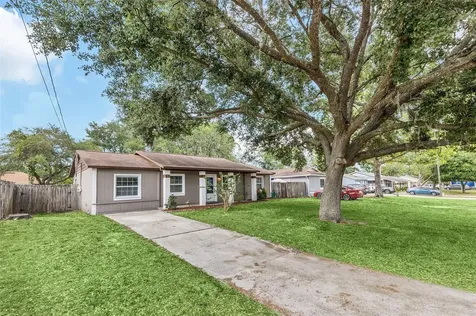 29 W Albatross Street Apopka FL 32712