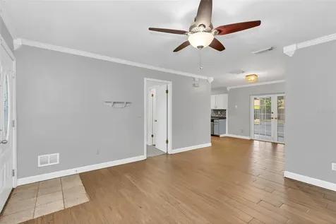 29 W Albatross Street Apopka FL 32712