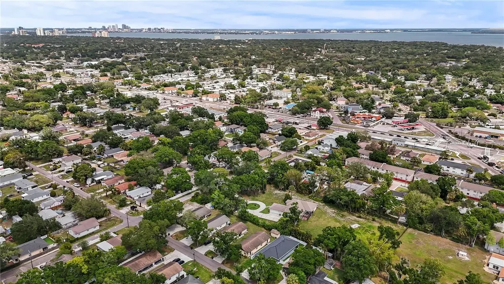 3902 W Elrod Avenue Tampa FL 33616