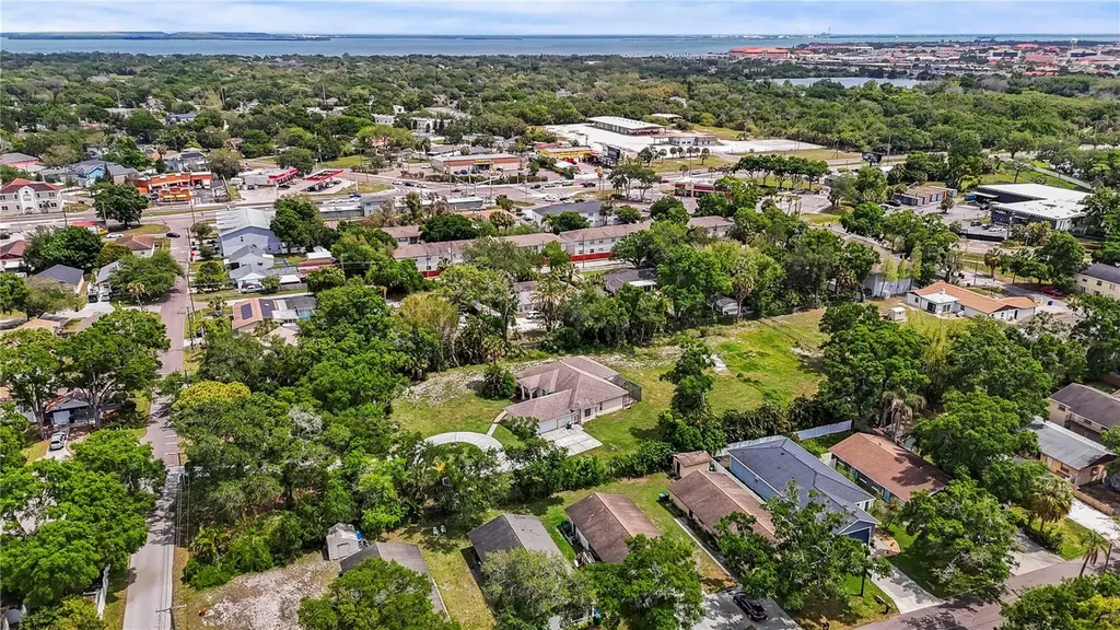 3902 W Elrod Avenue Tampa FL 33616