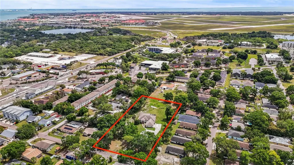 3902 W Elrod Avenue Tampa FL 33616