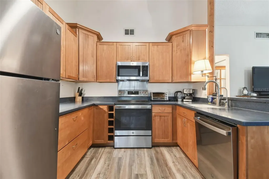 3839 Berkshire Court Palm Harbor FL 34684