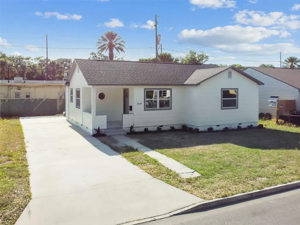 1549 15th Street S St Petersburg FL 33705