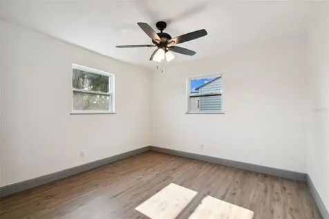 1549 15th Street S St Petersburg FL 33705