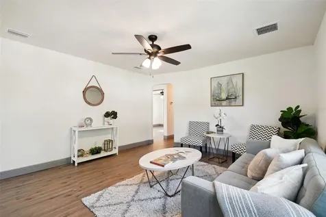 1549 15th Street S St Petersburg FL 33705