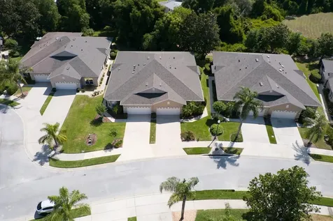 319 La Creek Court Debary FL 32713