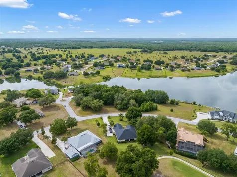 36701 Barrington Drive Eustis FL 32736