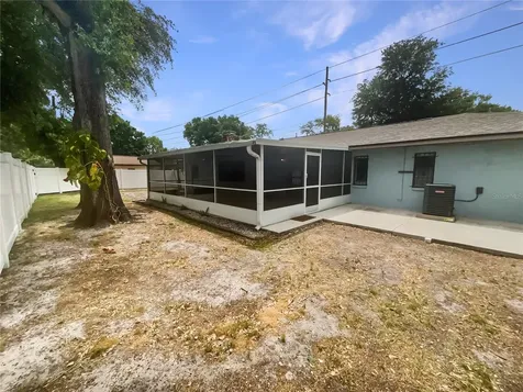 2820 E Clark Street Tampa FL 33605
