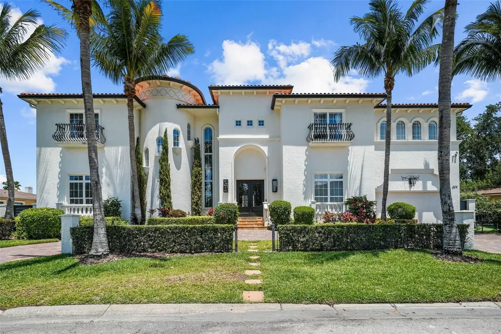 4919 W Melrose Avenue S Tampa FL 33629