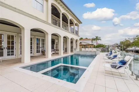 4919 W Melrose Avenue S Tampa FL 33629