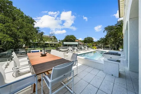 4919 W Melrose Avenue S Tampa FL 33629
