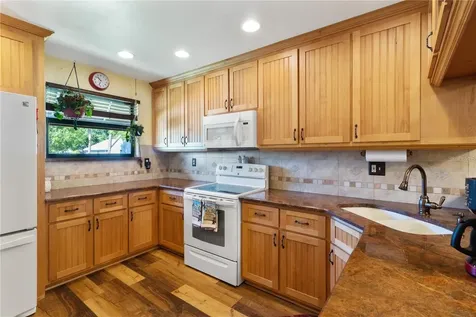 2327 Kings Crest Road Kissimmee FL 34744
