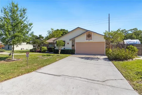 2327 Kings Crest Road Kissimmee FL 34744
