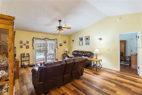 2327 Kings Crest Road Kissimmee FL 34744