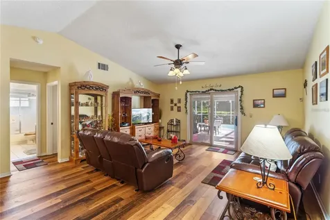 2327 Kings Crest Road Kissimmee FL 34744