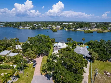 120 Magnolia Avenue Nokomis FL 34275