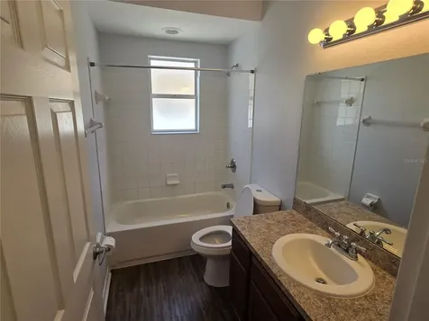 11303 Southwind Lake Drive Gibsonton FL 33534
