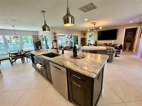 4641 Thomas Hoby Place Sarasota FL 34241