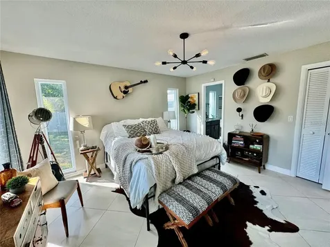 4641 Thomas Hoby Place Sarasota FL 34241