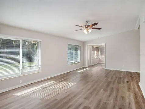431 S Riverhills Drive Temple Terrace FL 33617