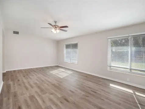 431 S Riverhills Drive Temple Terrace FL 33617