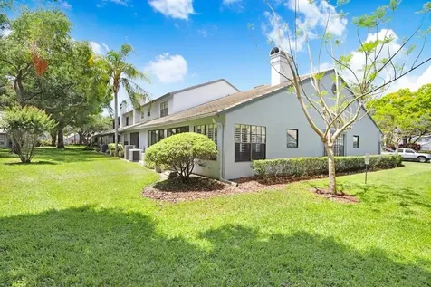 4142 Brentwood Park Circle Tampa FL 33624