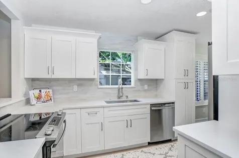 4142 Brentwood Park Circle Tampa FL 33624
