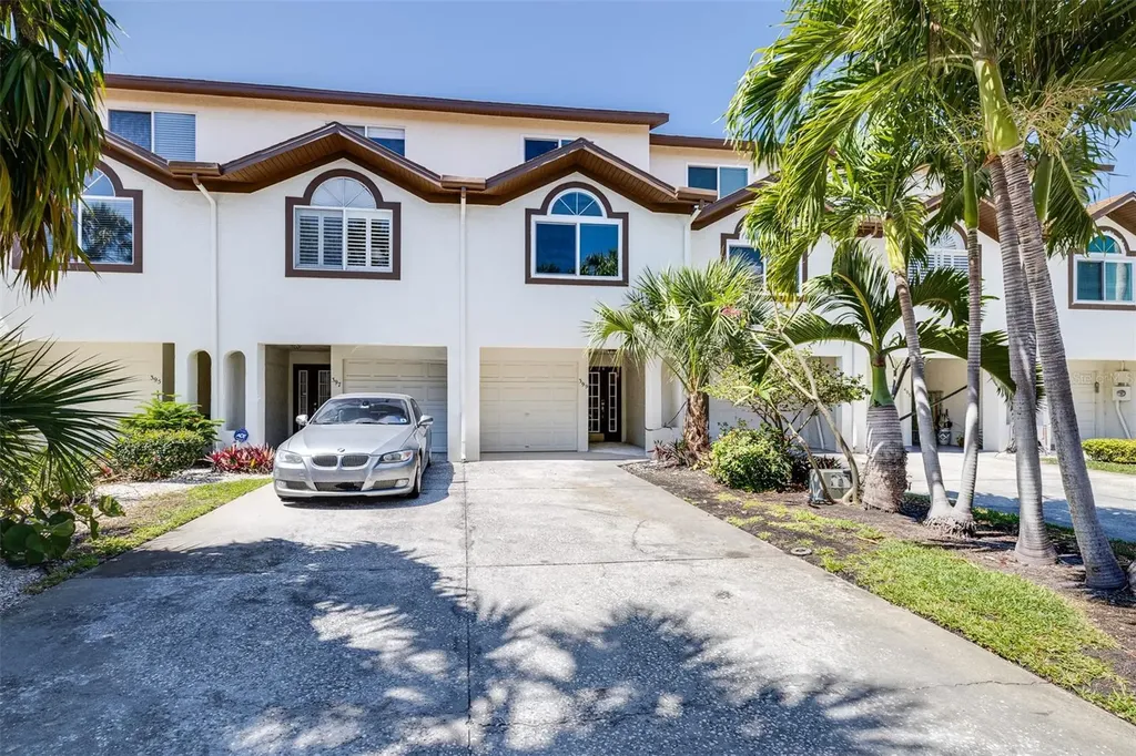 399 Madeira Circle St Petersburg FL 33715